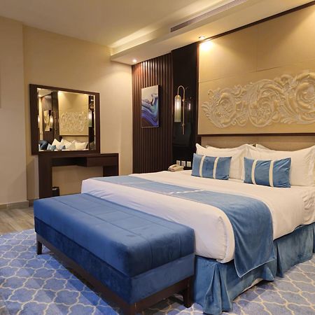 Royal Boutique Hotel Khamis Mushait Exteriör bild