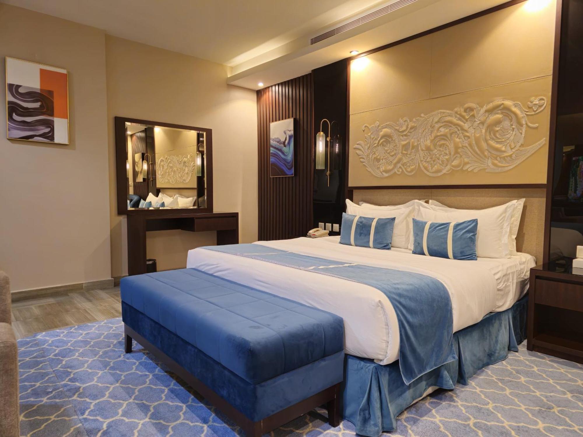 Royal Boutique Hotel Khamis Mushait Exteriör bild
