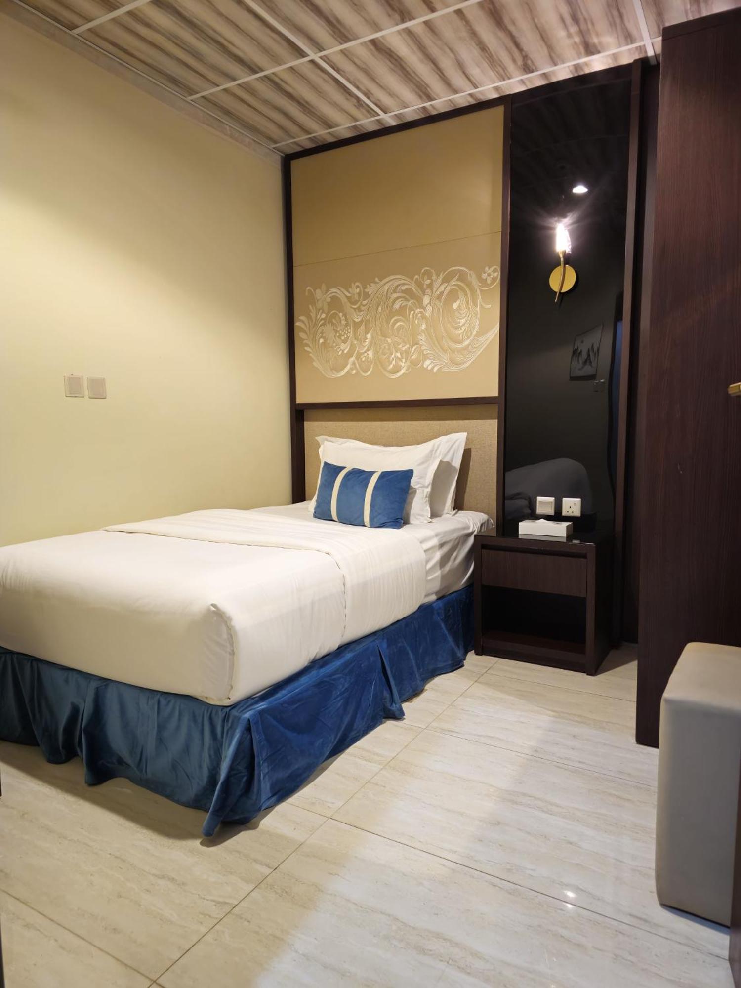 Royal Boutique Hotel Khamis Mushait Exteriör bild