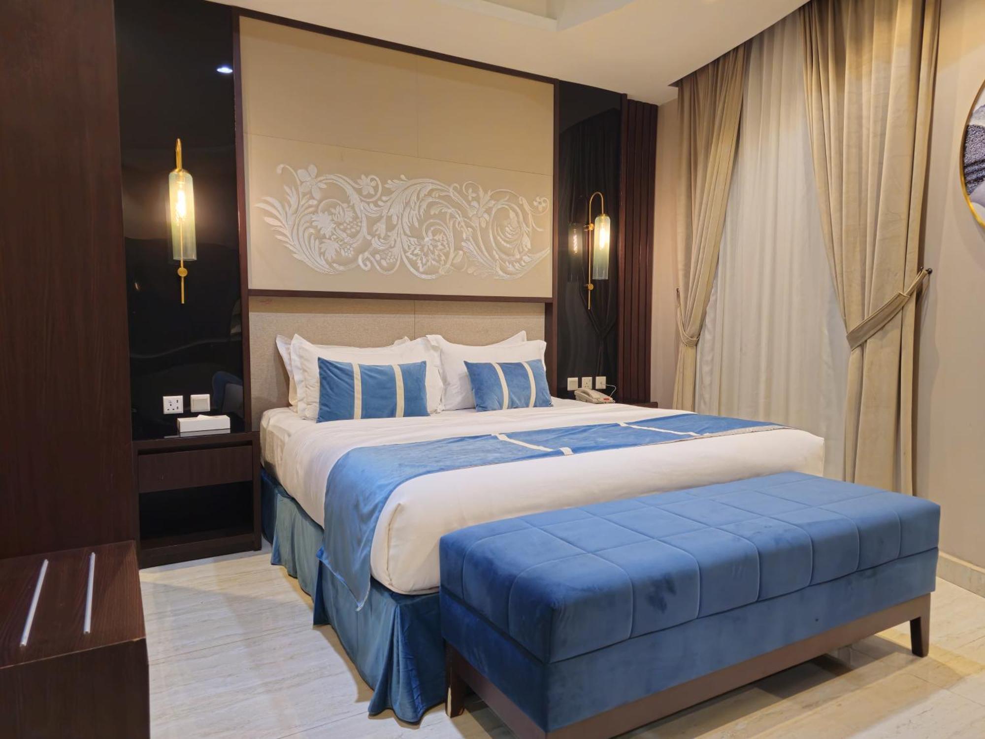 Royal Boutique Hotel Khamis Mushait Exteriör bild
